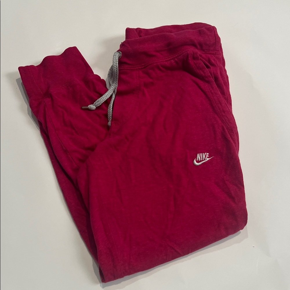 Nike Women’s Cropped Jogger Sweatpants with Drawstring